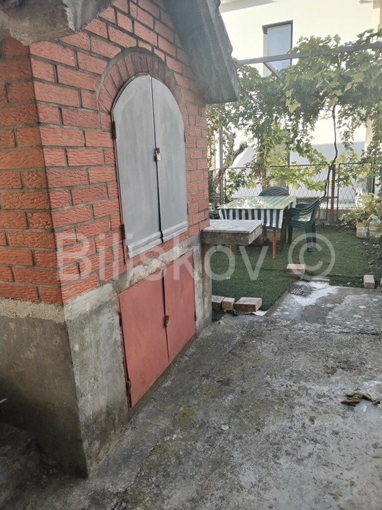 Image 6140902 - 9