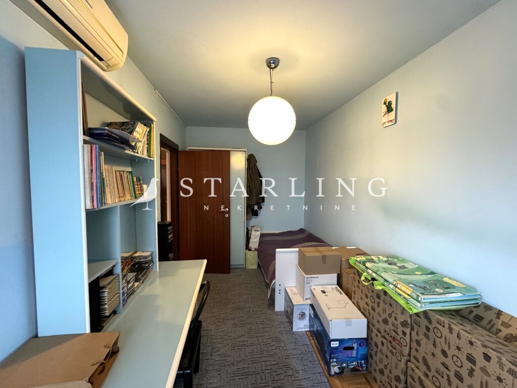 Image 6142000 - 6