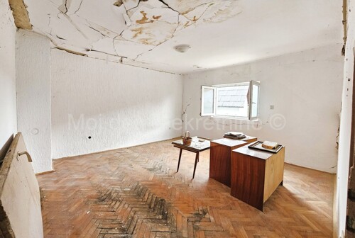 Čučerje, Medvedski breg, dvojna kuća na parceli od 90m2
