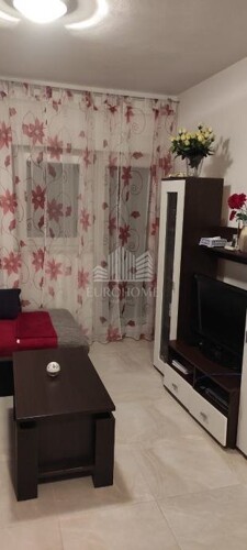 Thumbnail 6142032 - 7