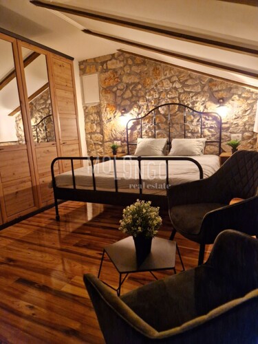 Thumbnail 6142760 - 12