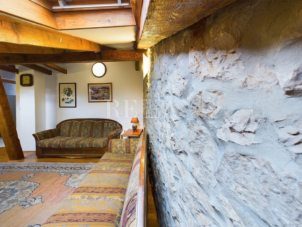 Image 6142793 - 5