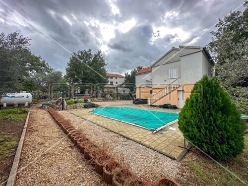 Thumbnail 6143089 - 6