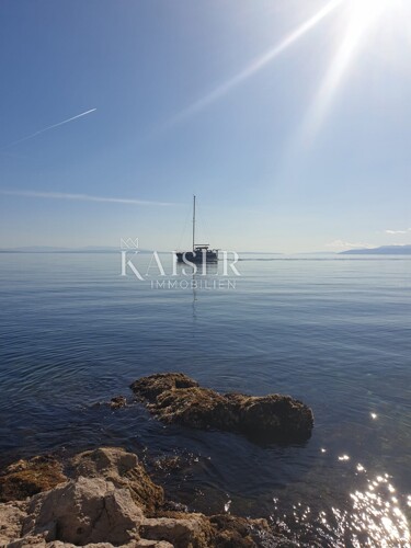 Otok Rab - građevinsko zemljište 1. red do mora 17220 m2