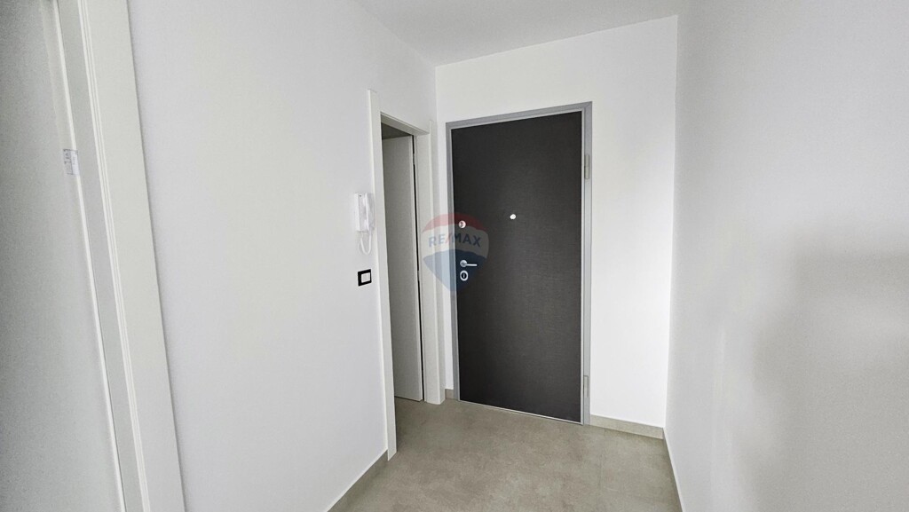 Image 6143243 - 3