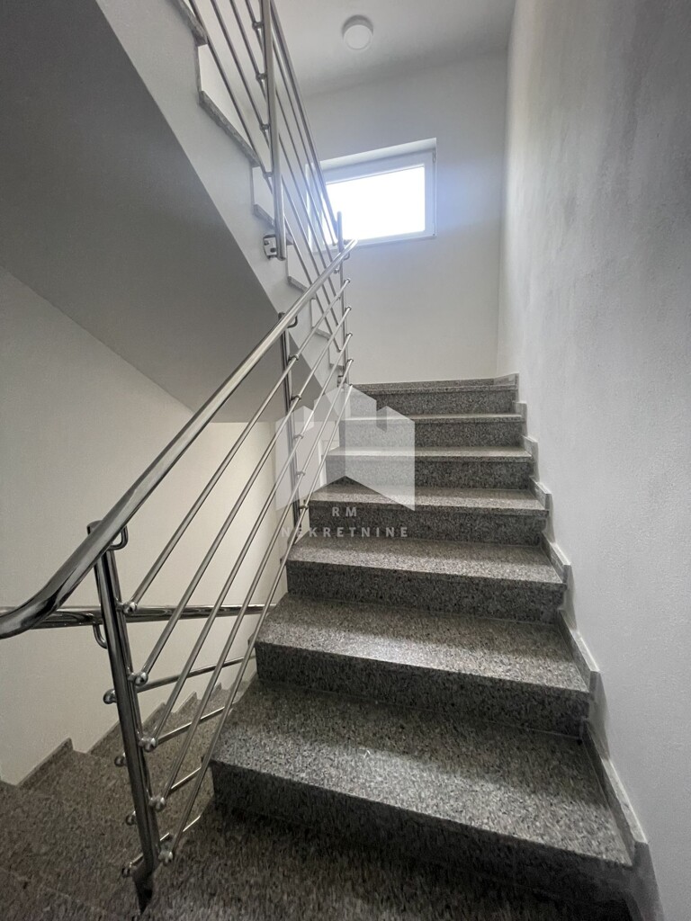 Image 6143540 - 7