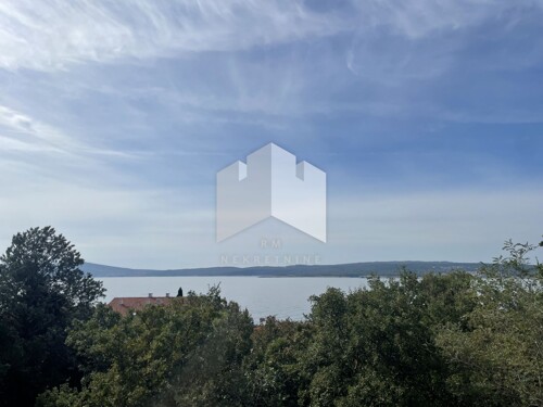 Crikvenica, stan 2S+DB, blizina mora
