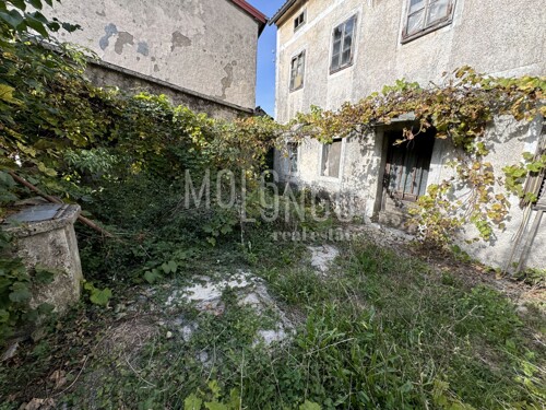 STUDENA, kuća za adaptaciju 100 m2