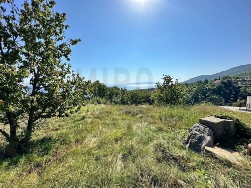Opatija, Ičići, zemljište s građevinskom dozvolom i projekto