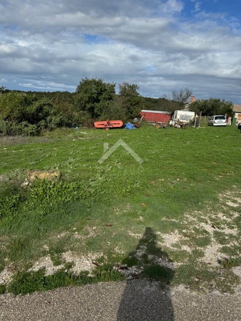 Image 6144983 - 3