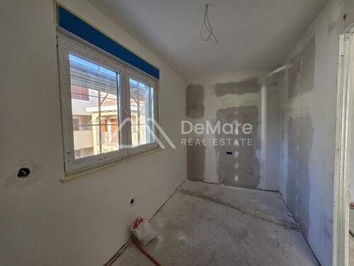 Thumbnail 6145102 - 11