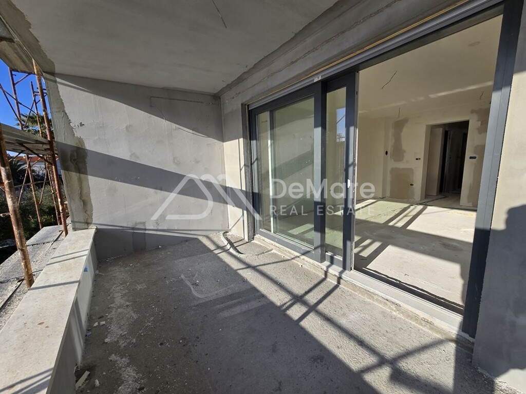 Image 6145102 - 4