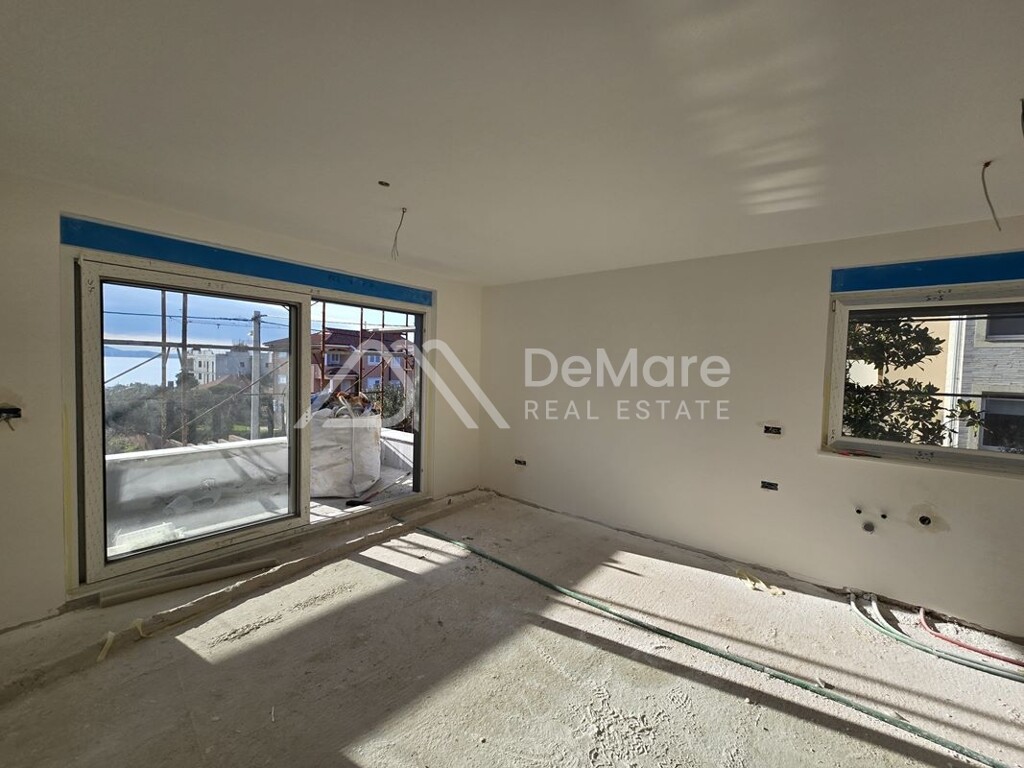 Image 6145102 - 5