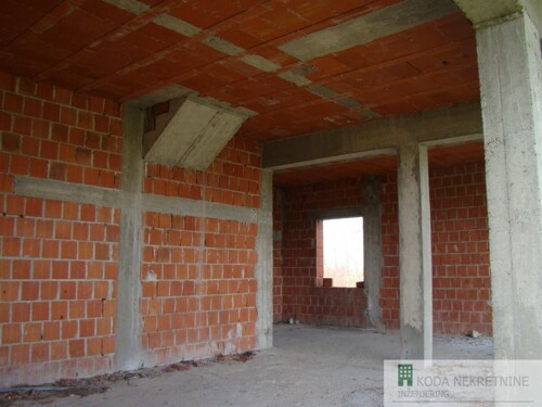 Thumbnail 6149679 - 10