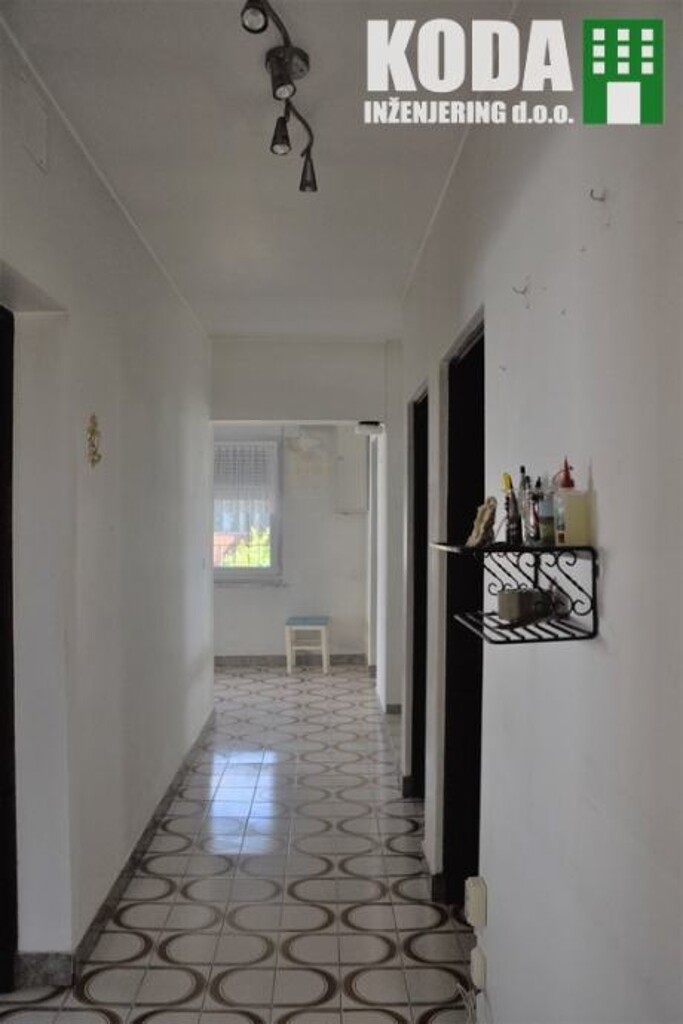 Image 6149707 - 8