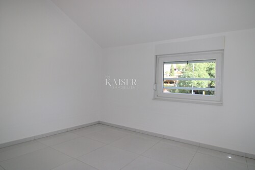 Thumbnail 6150027 - 5
