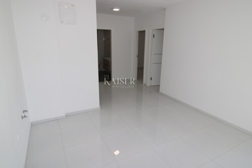 Thumbnail 6150028 - 3