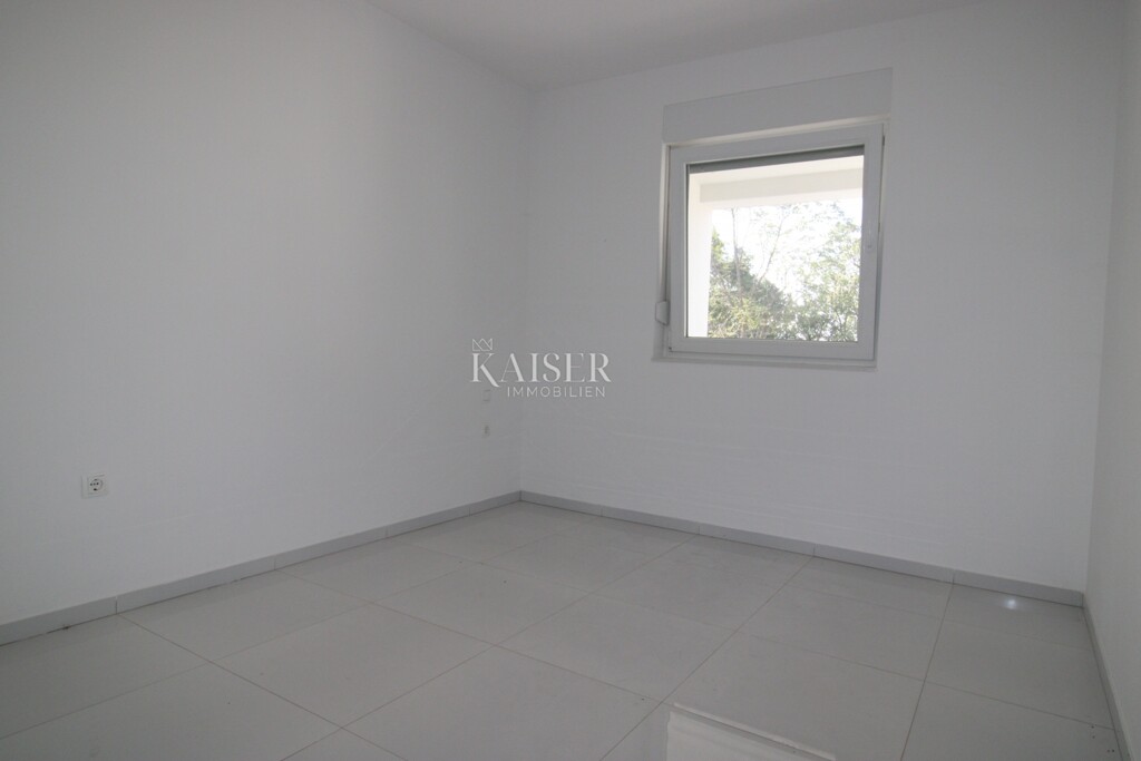 Image 6150030 - 4