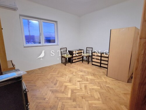 Thumbnail 6150425 - 4