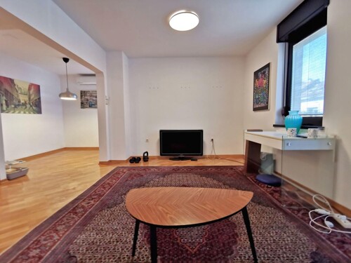 Stan | 210m² | 690000€
