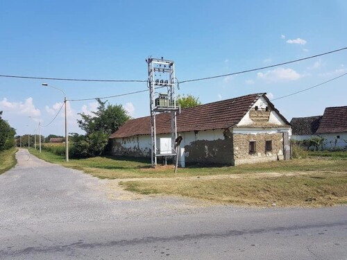 Kuća | 3507m² | 30000€