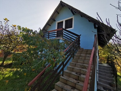 KAŠINA - PARUŽEVINA, KUĆA U PRIRODI SA VOĆNJAKOM I GARAŽOM ,738 m2