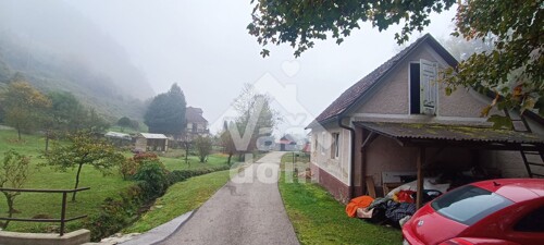 Thumbnail 6151438 - 3