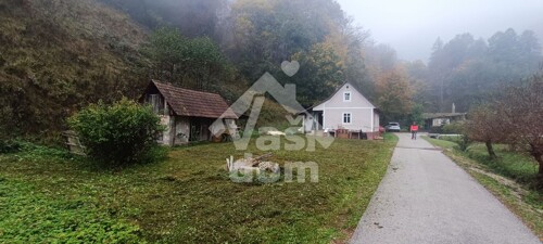 Brežice, Obrežje, Slovenska Vas 11, kuća 110 m2 s zemljištem