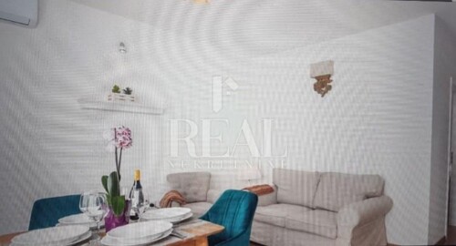 Thumbnail 6151471 - 3