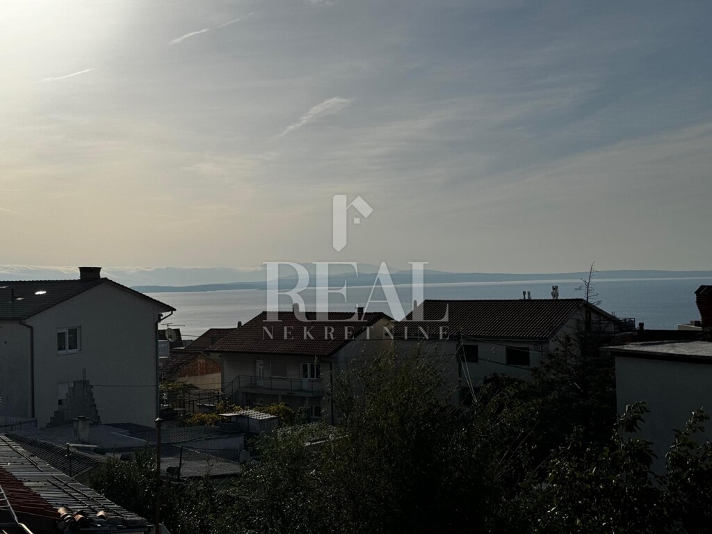 Image 6151490 - 10