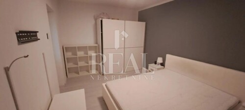 Thumbnail 6151563 - 8