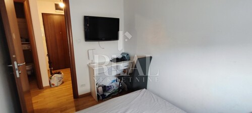 Thumbnail 6151605 - 5