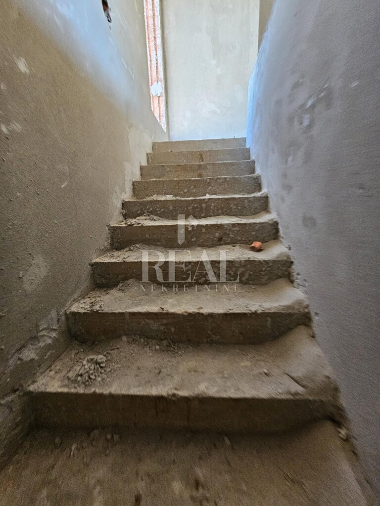 Image 6151637 - 7