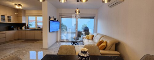 Dvojna kuća Vodice P+1 102m2 + okućnica 186 m2