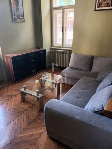 Pula duplex kuća 80m2 sa poslovnim prostorom 54m2!