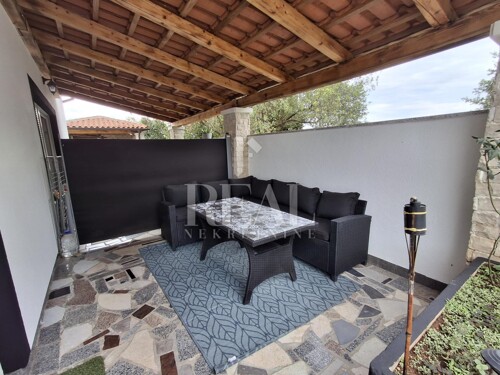 Thumbnail 6151684 - 18