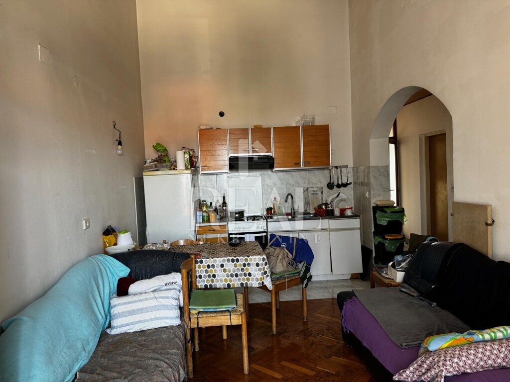 Image 6151740 - 2