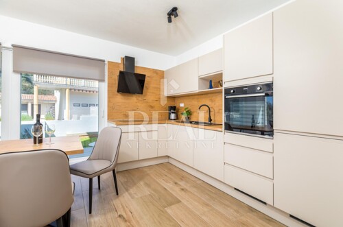 Thumbnail 6151755 - 22