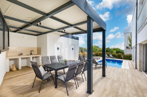 Thumbnail 6151755 - 8