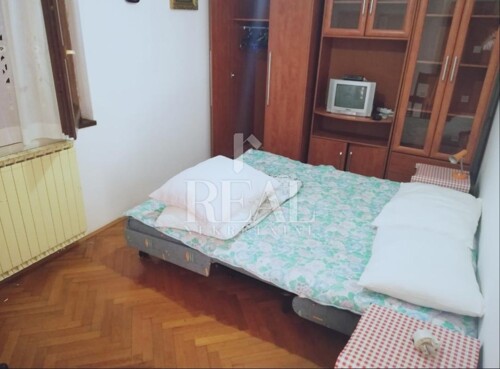 Thumbnail 6151758 - 9