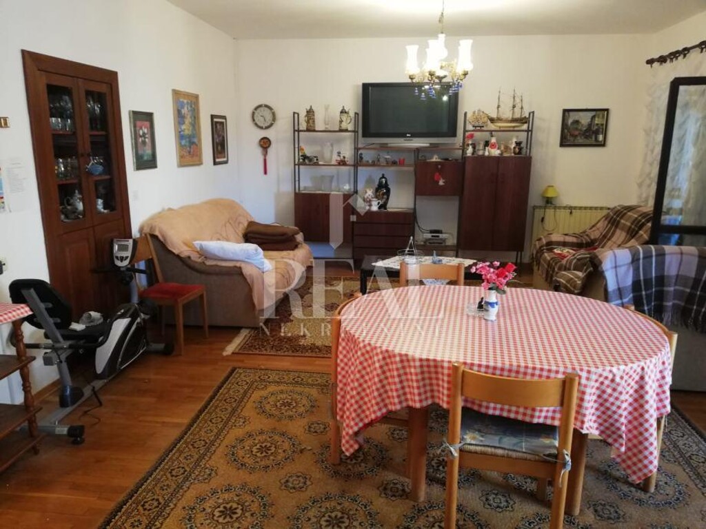 Image 6151758 - 8