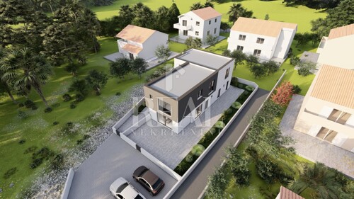 Dvojna kuća P+1 128m2+ okućnica 105m2