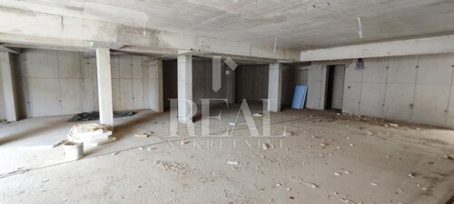 Thumbnail 6151773 - 2