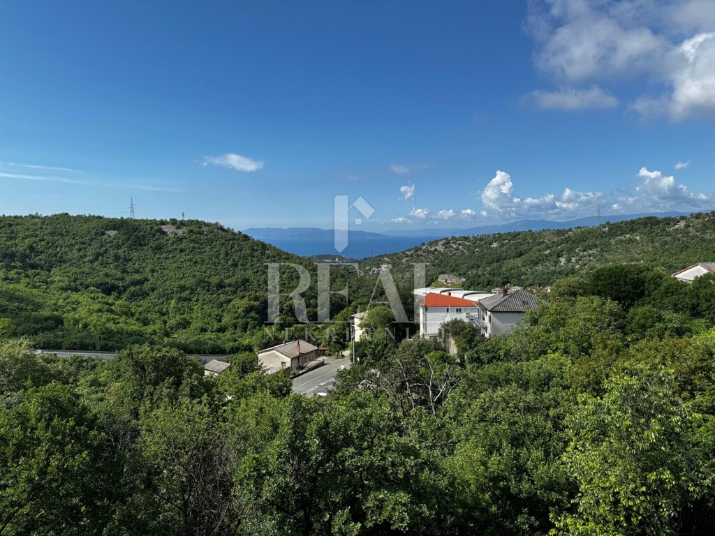Image 6151779 - 7