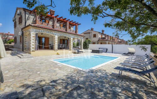 Svetvinčenat kamena villa 155m2, bazen, pogled na more !!!