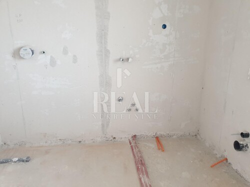 Thumbnail 6152309 - 12