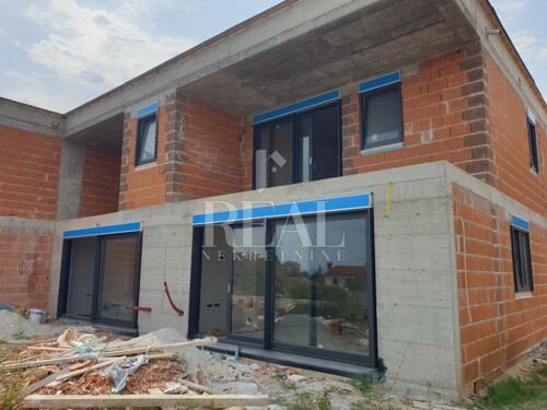 POBRI-OPATIJSKA RIVIJERA, luksuzna kuća u nizu od 173 m2