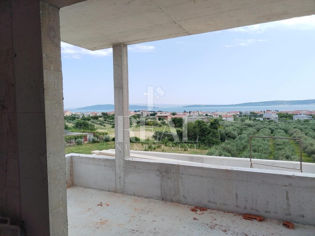 Image 6152350 - 1