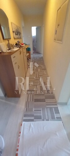 Thumbnail 6152351 - 5