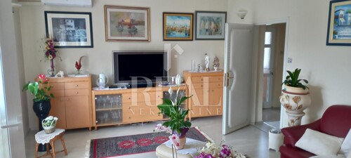 Thumbnail 6152351 - 2